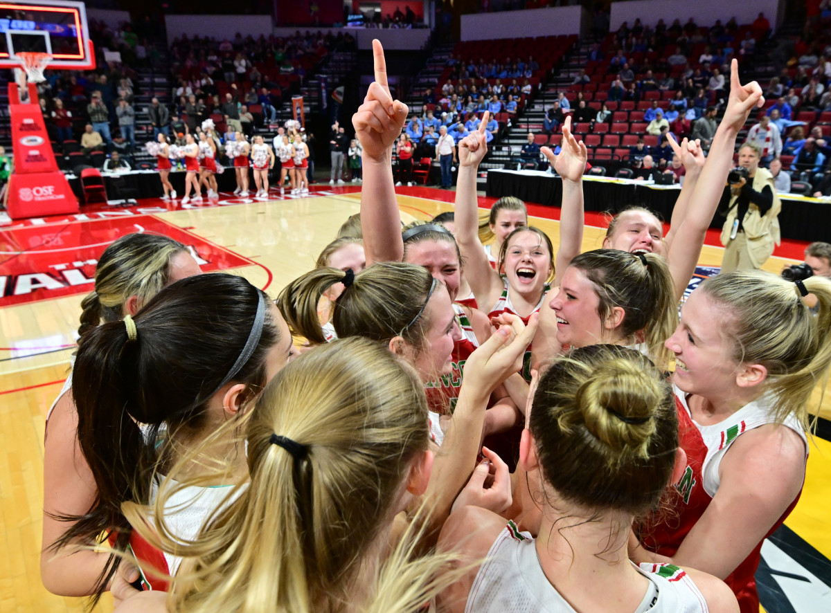 Lincoln Chatham Glenwood Illinois 3A girls basketball championship March 2 2024 Tim Vizer 26359
